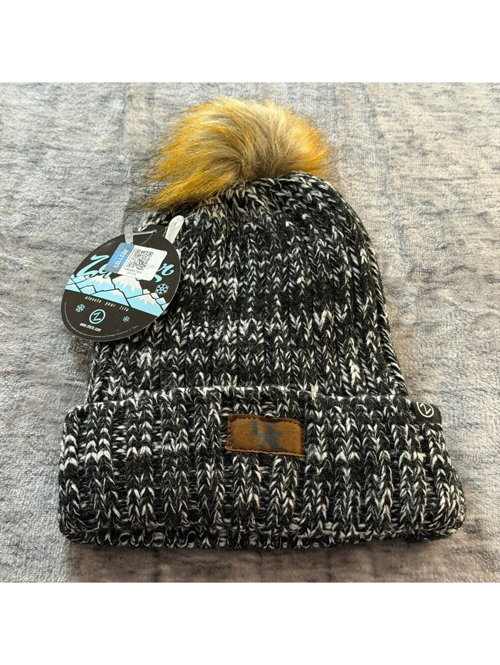 Kentucky Wildcats Zephyr Beanie Hat Knit Faux Fur Pom Pom NCAA
